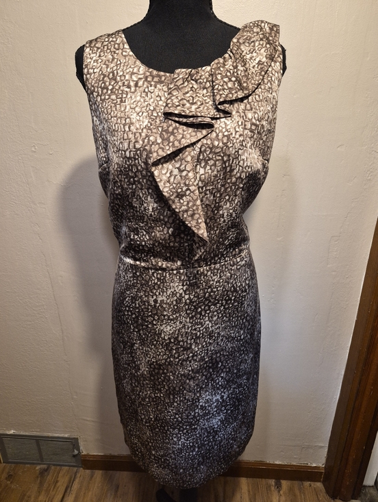 LOFT Dresses & Skirts - Ann Taylor Loft Women Size 18 Black‎ Gray Animal Print Sleeveless Sheath Dress